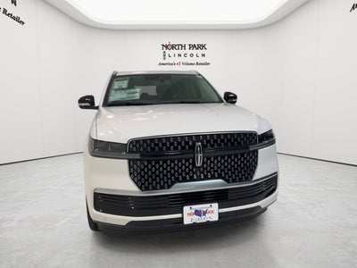 2027 Lincoln Navigator L Premiere