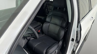 2027 Lincoln Navigator L Premiere