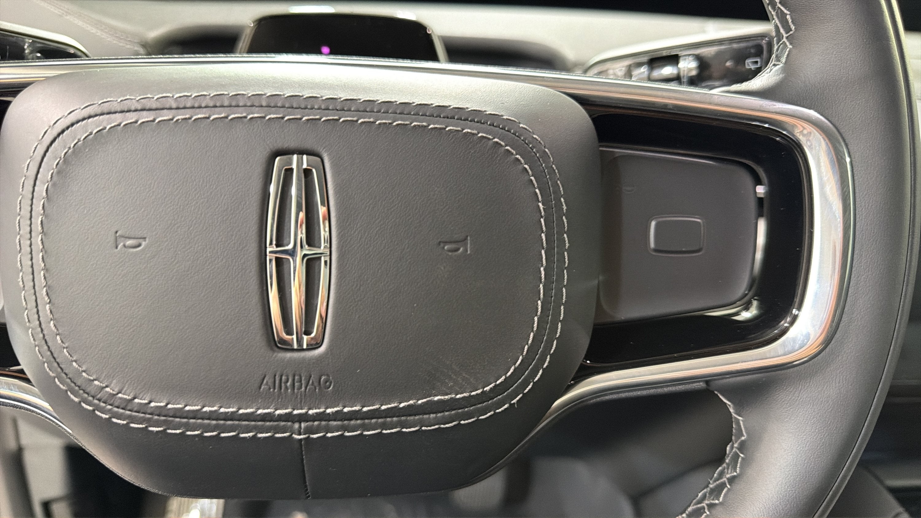 2027 Lincoln Navigator L Premiere