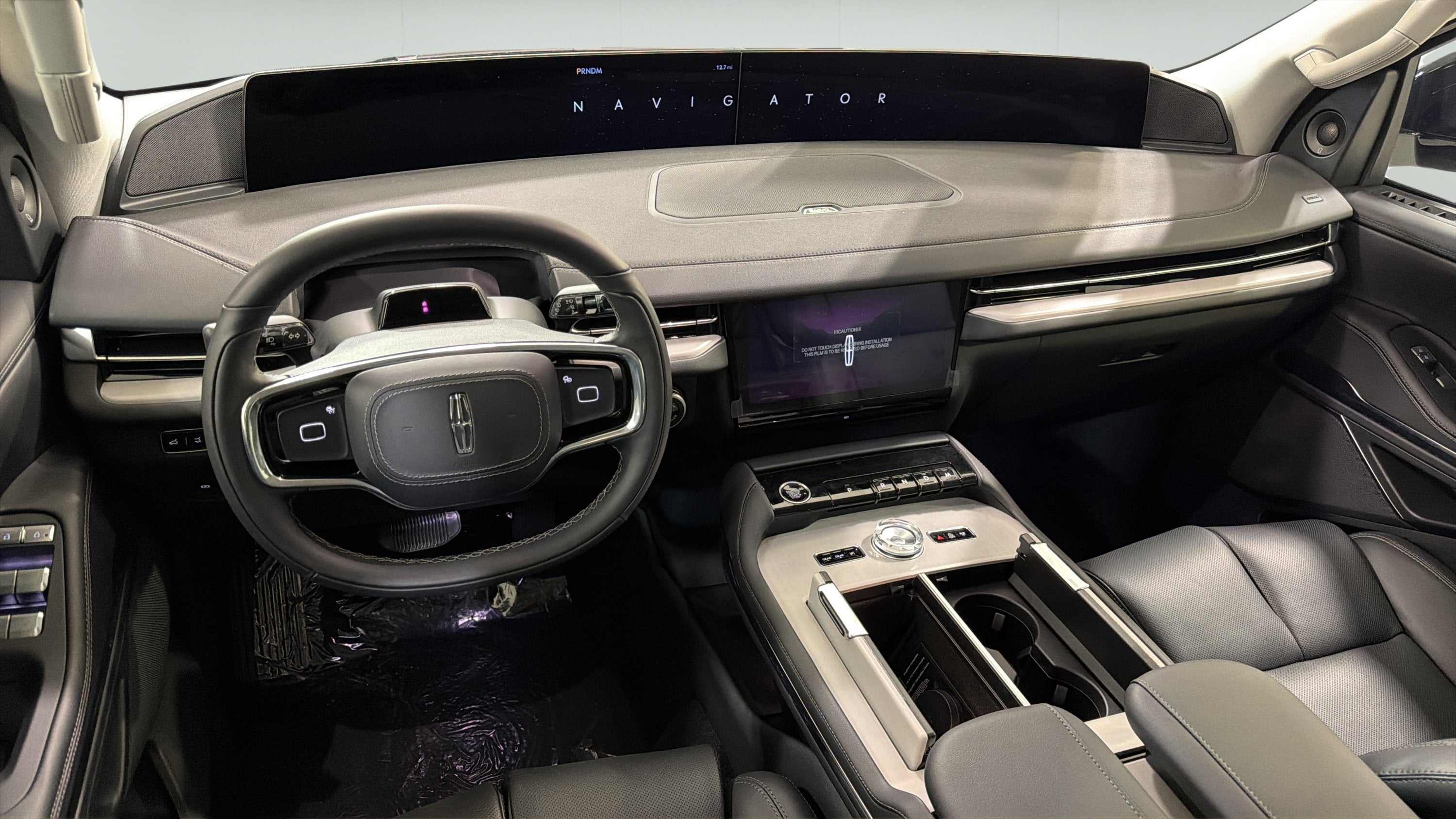 2027 Lincoln Navigator L Premiere