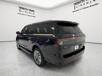 2027 Lincoln Navigator L Premiere