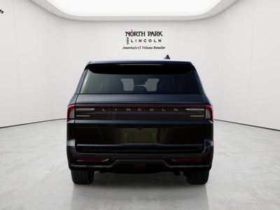 2027 Lincoln Navigator L Premiere