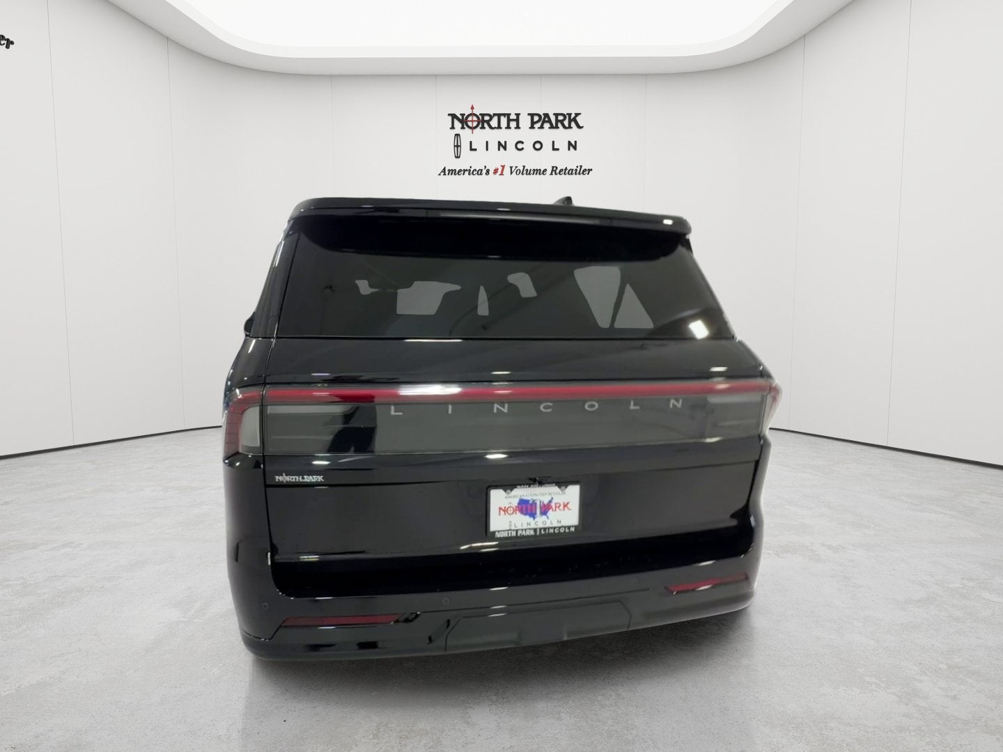 2027 Lincoln Navigator L Premiere
