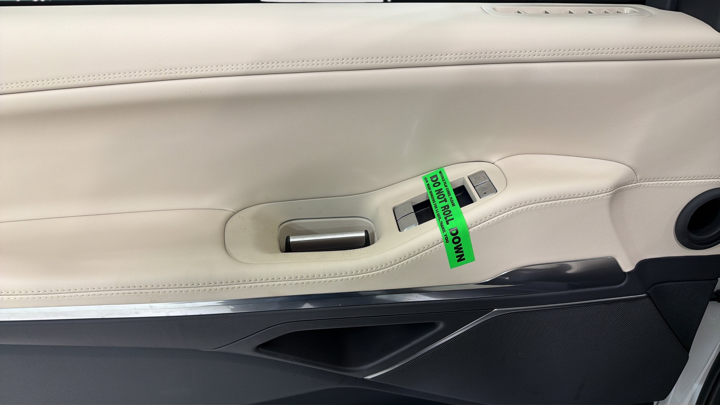 2027 Lincoln Navigator L Premiere