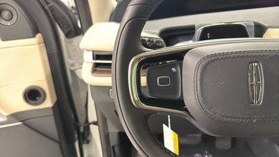 2027 Lincoln Navigator L Premiere