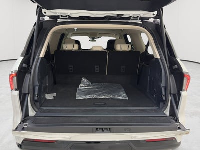 2027 Lincoln Navigator L Premiere