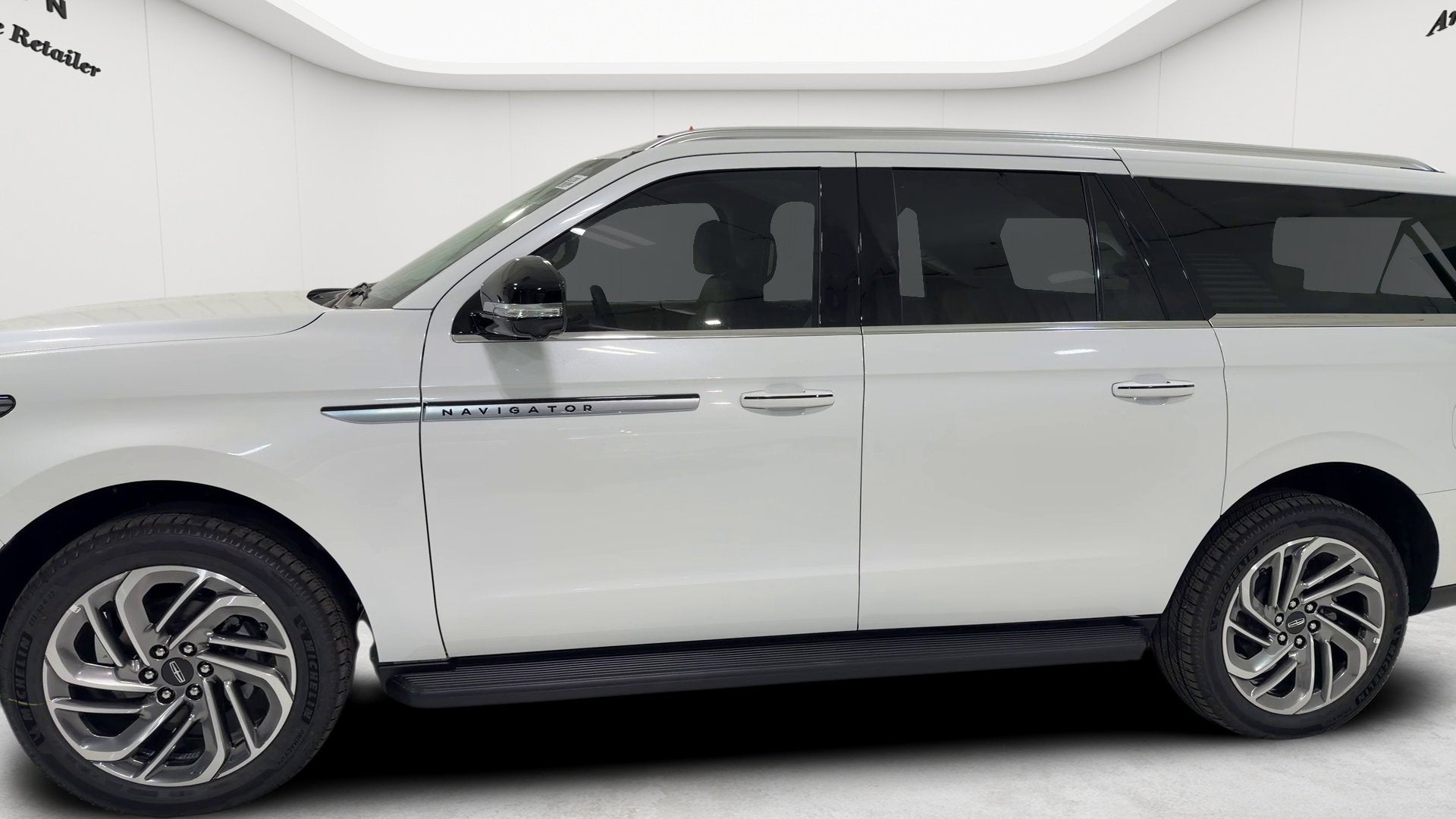 2027 Lincoln Navigator L Premiere