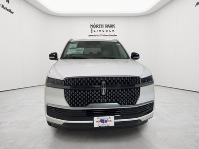 2027 Lincoln Navigator L Premiere