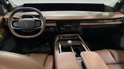 2027 Lincoln Navigator L Reserve