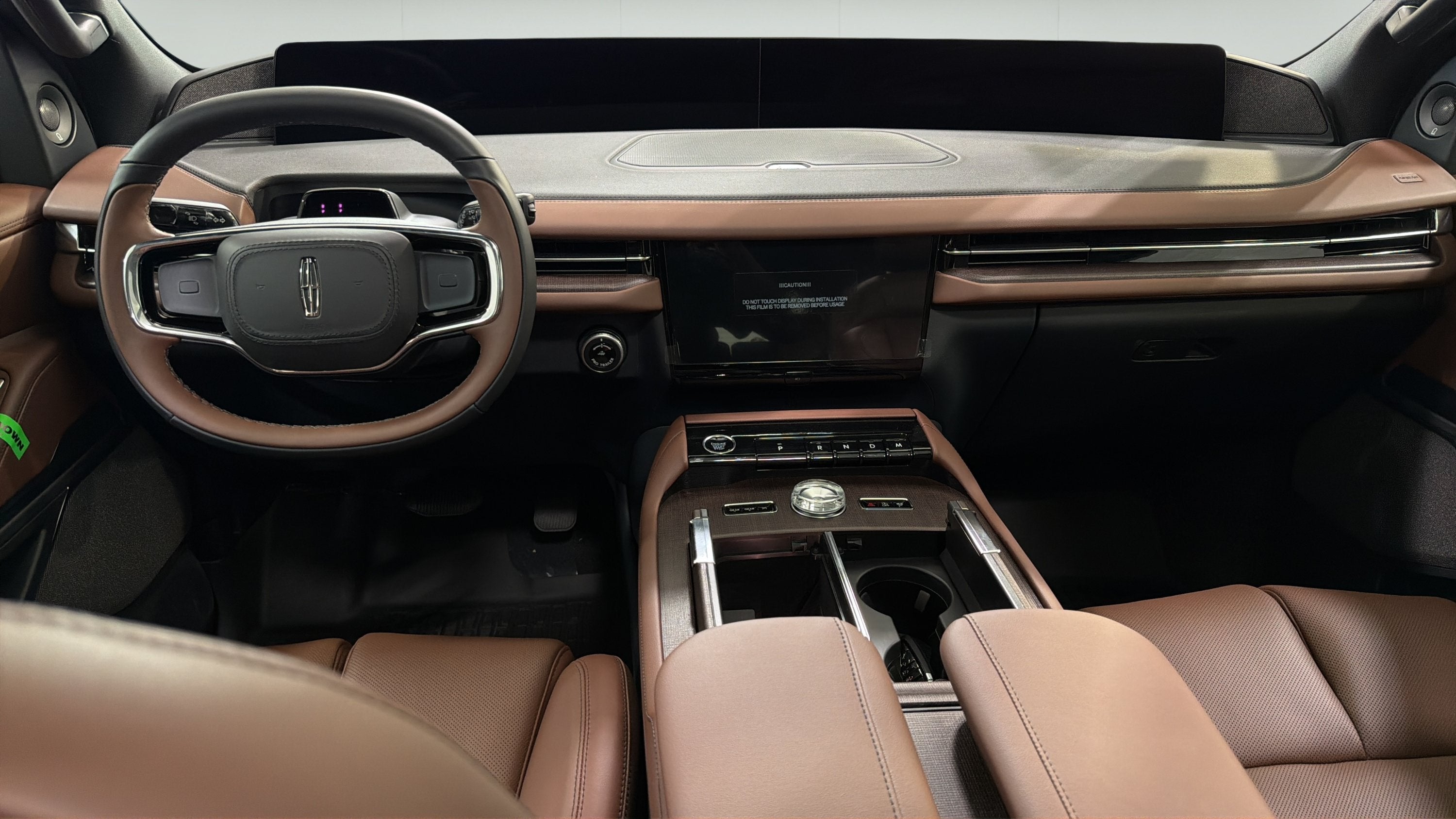 2027 Lincoln Navigator L Reserve