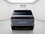 2027 Lincoln Navigator L Reserve