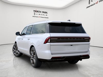 2027 Lincoln Navigator L Reserve