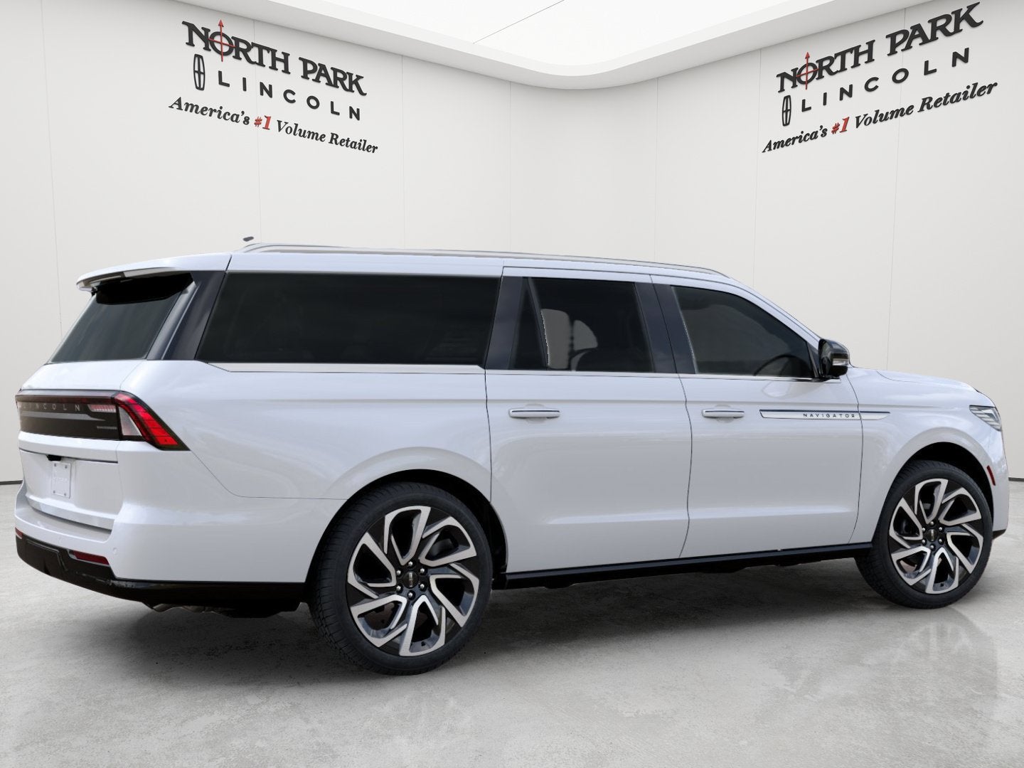 2027 Lincoln Navigator L Reserve