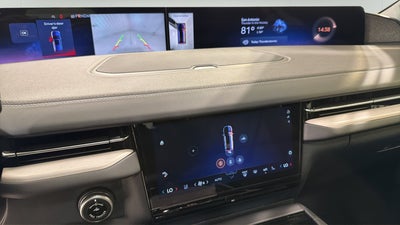 2027 Lincoln Navigator L Reserve