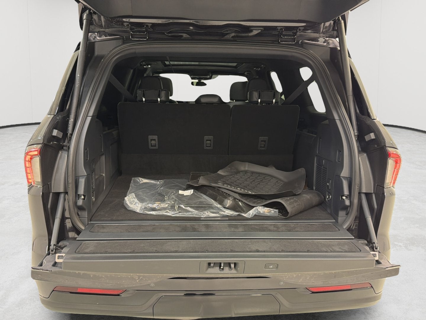 2027 Lincoln Navigator L Reserve