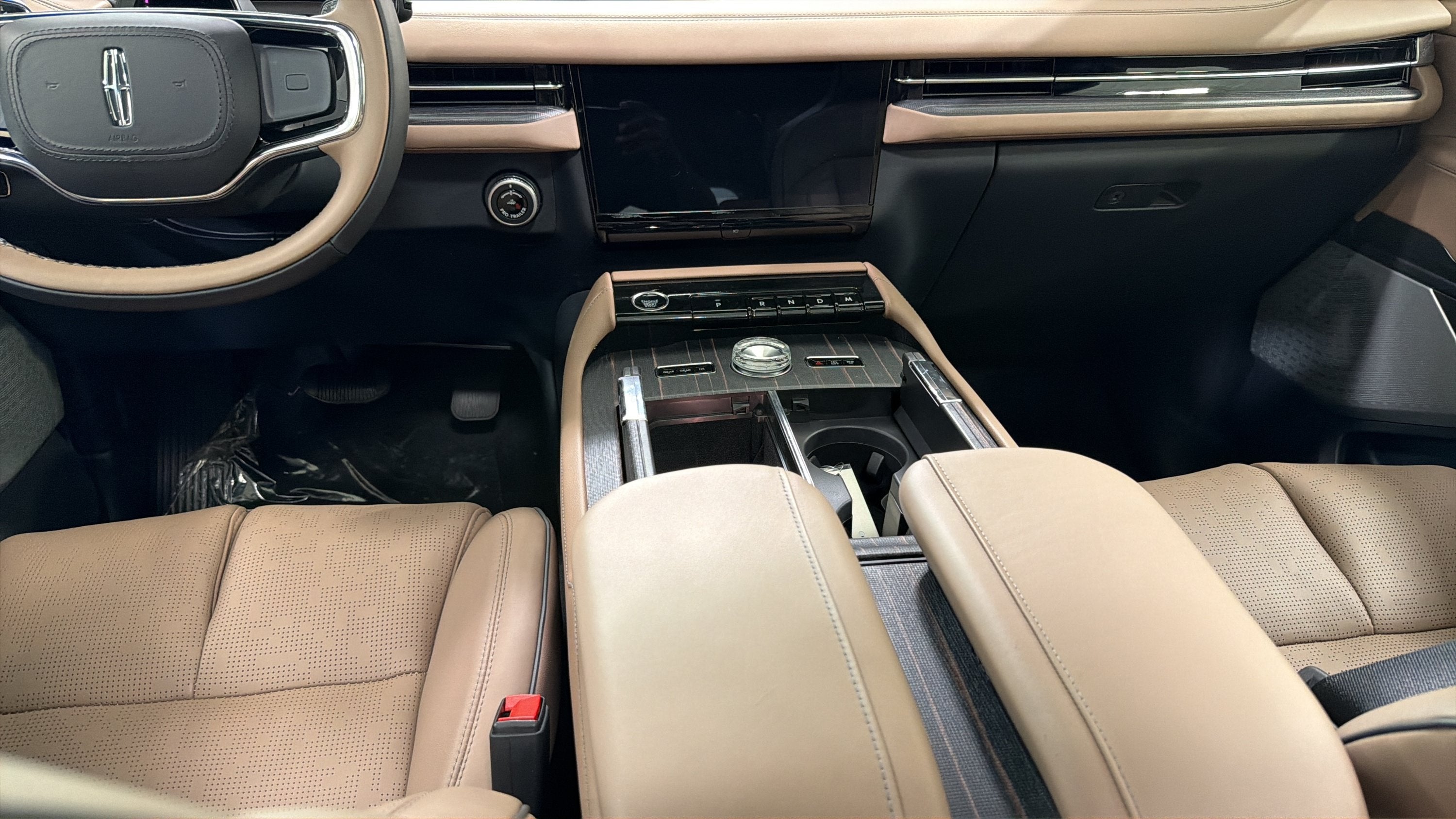 2027 Lincoln Navigator L Black Label
