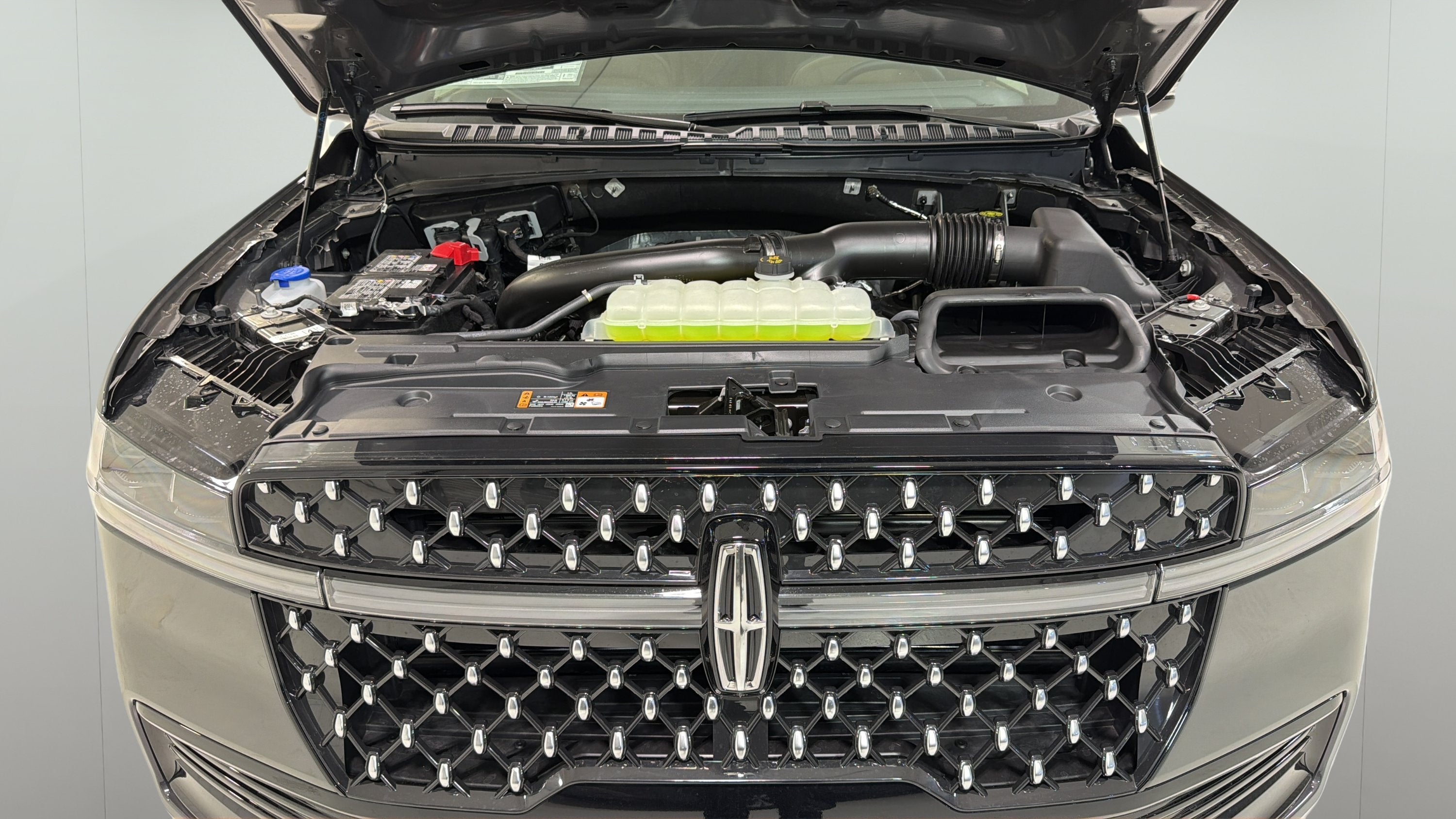 2027 Lincoln Navigator L Black Label