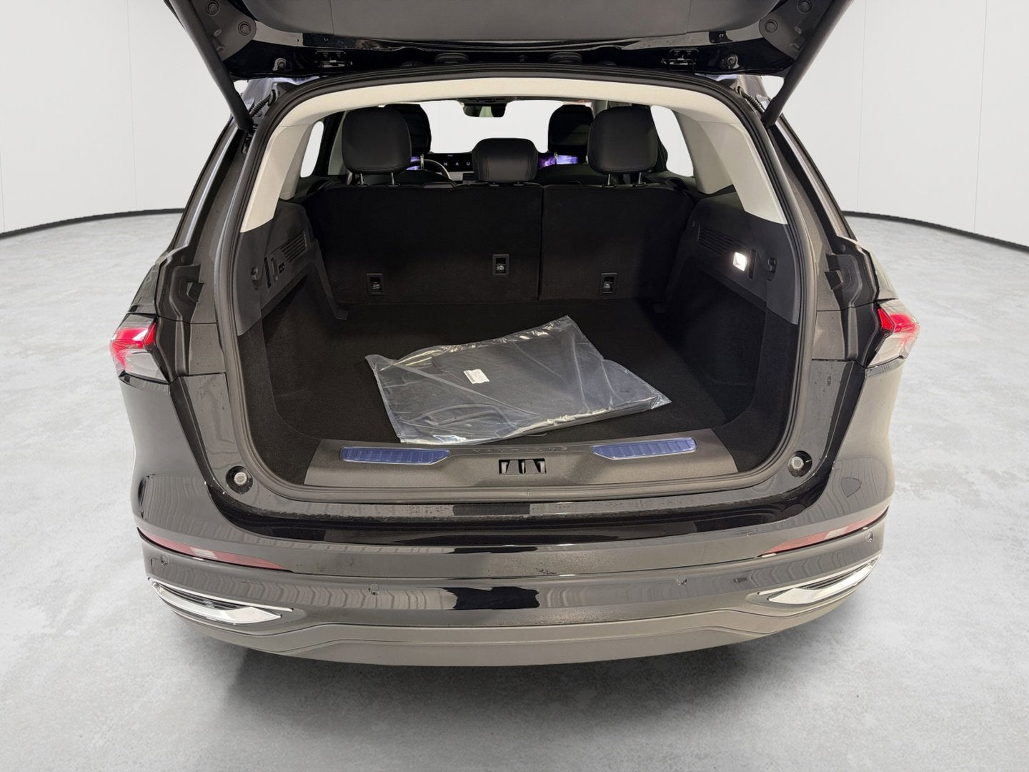 2026 Lincoln Nautilus Premiere Hybrid