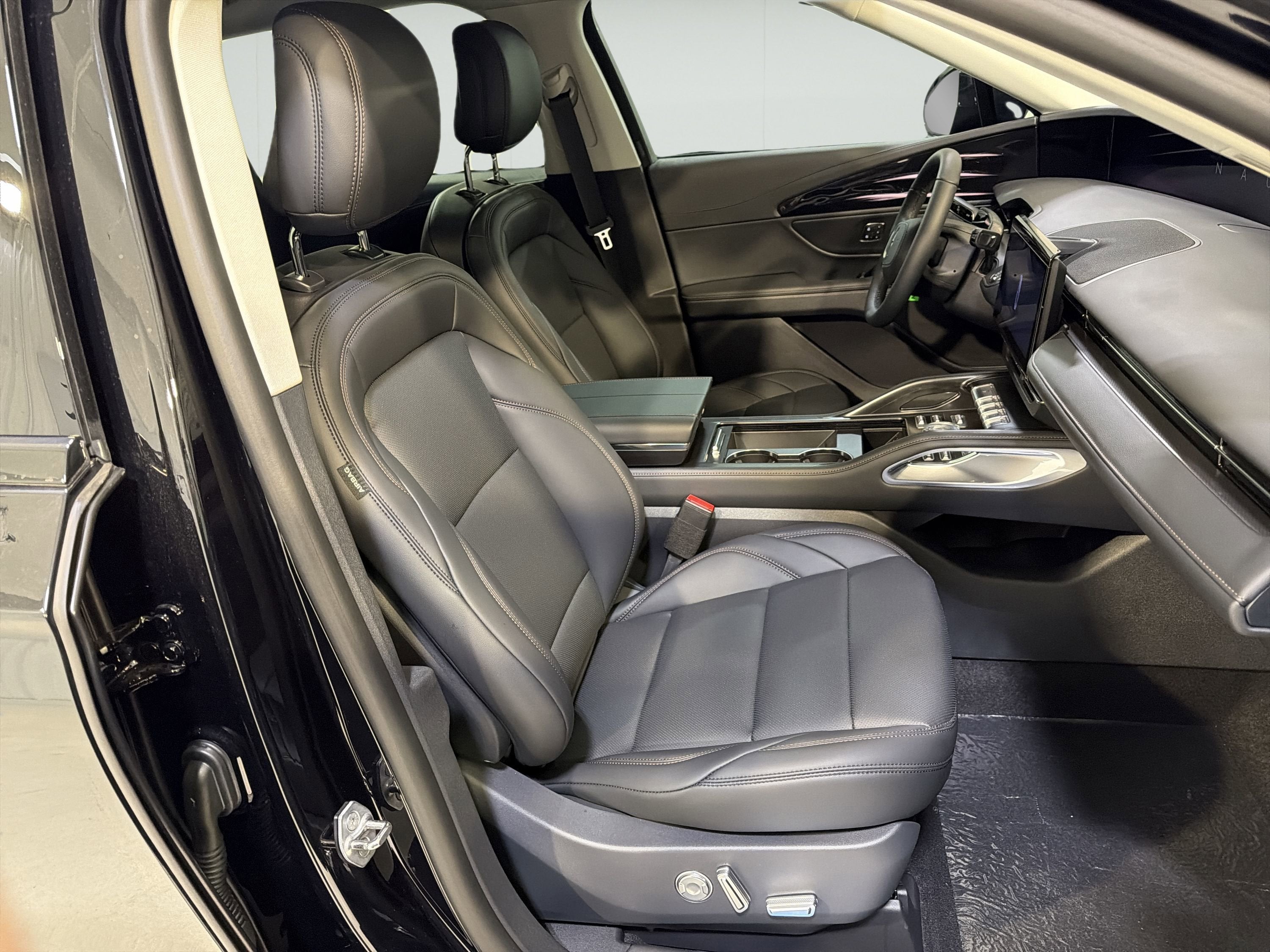 2026 Lincoln Nautilus Premiere Hybrid