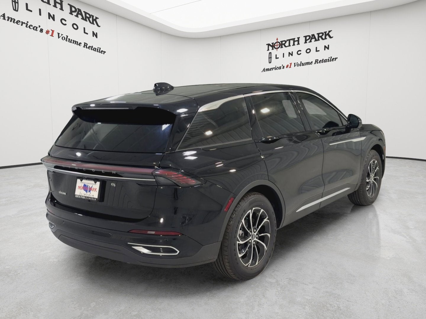 2026 Lincoln Nautilus Premiere Hybrid