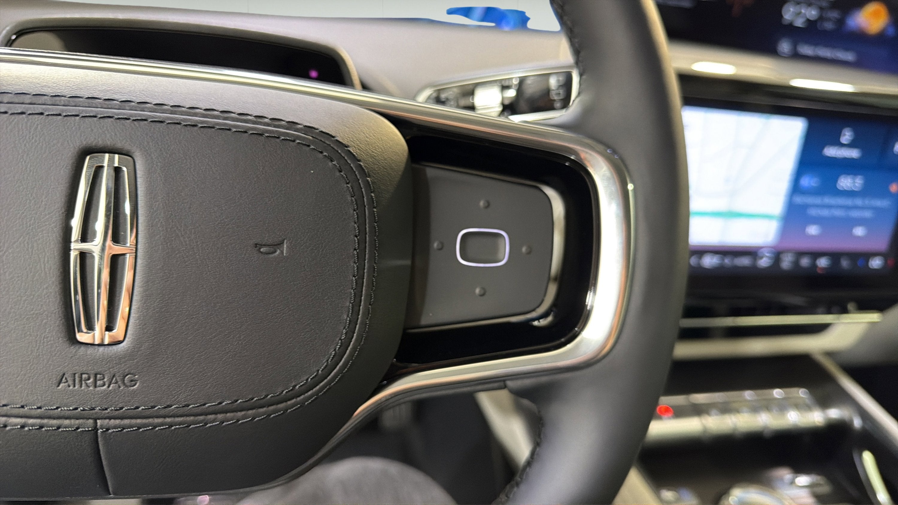 2026 Lincoln Nautilus Premiere Hybrid