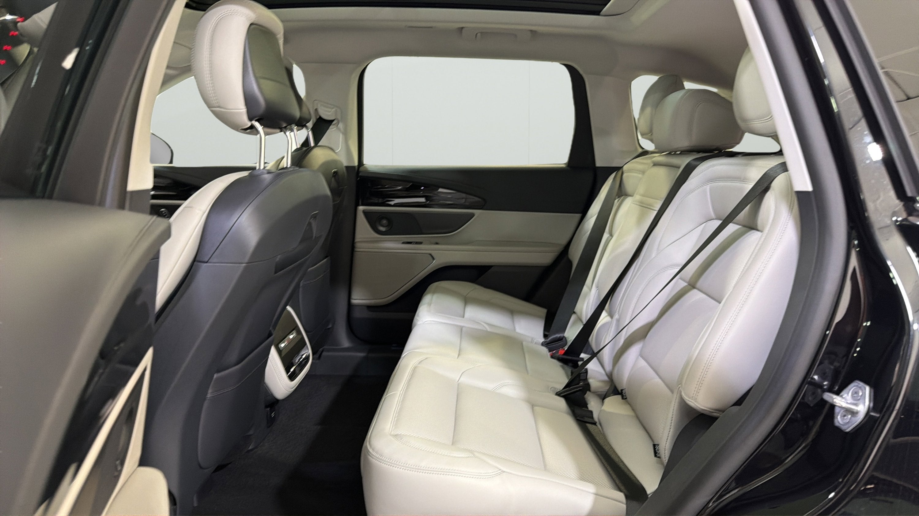 2026 Lincoln Nautilus Premiere Hybrid