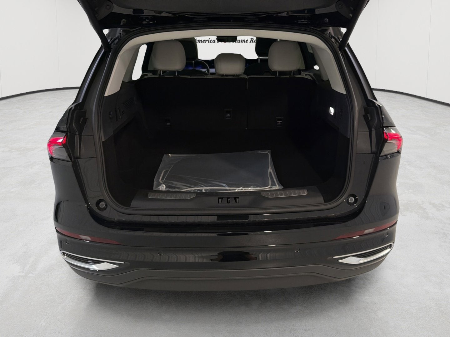 2026 Lincoln Nautilus Premiere Hybrid