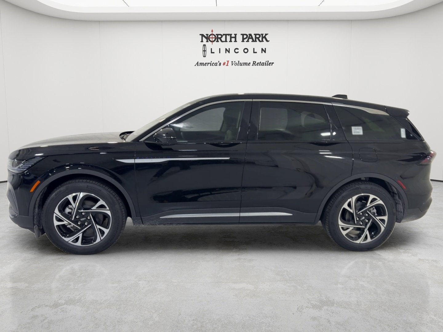 2026 Lincoln Nautilus Premiere Hybrid