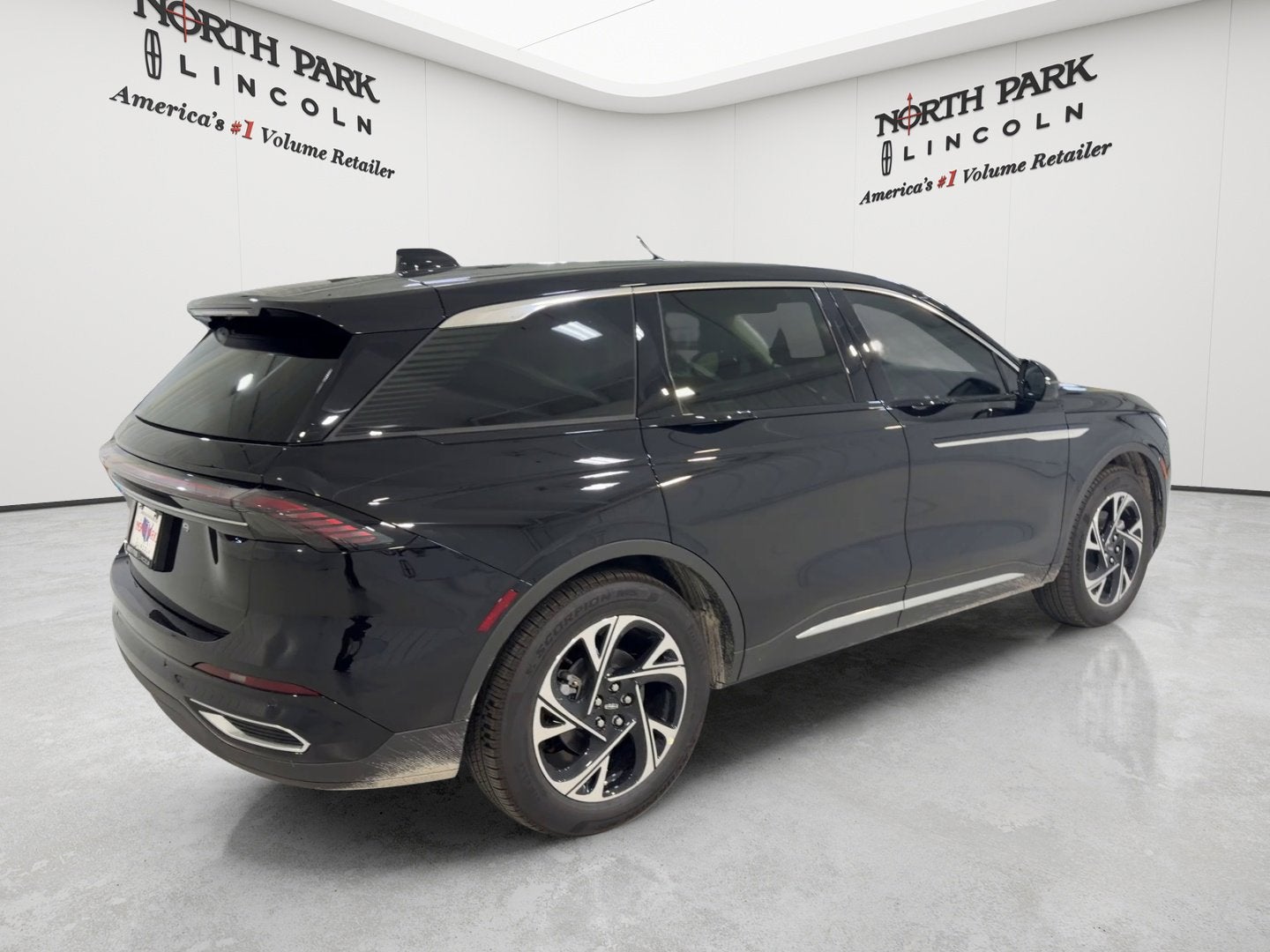 2026 Lincoln Nautilus Premiere Hybrid