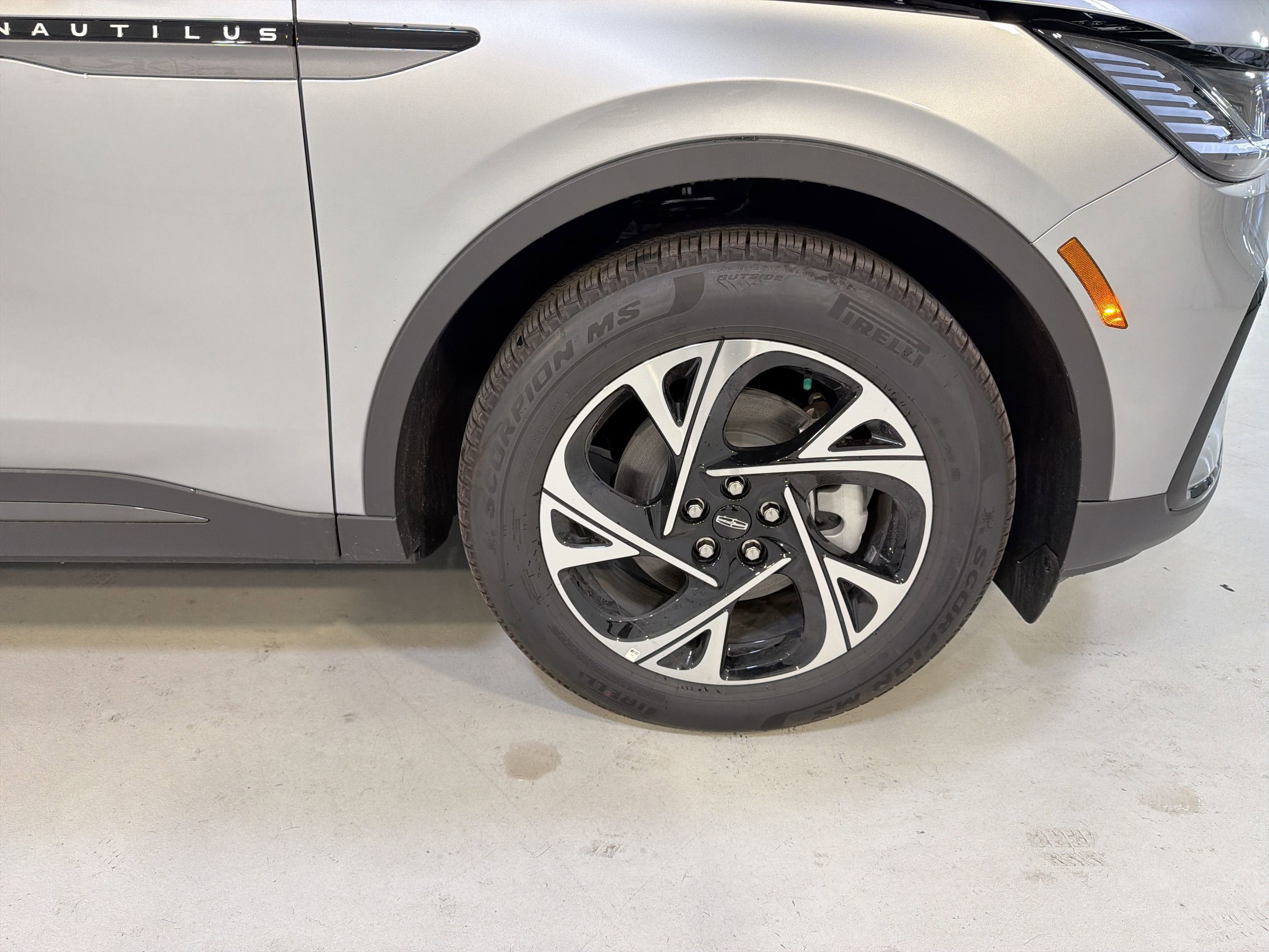 2026 Lincoln Nautilus Premiere Hybrid