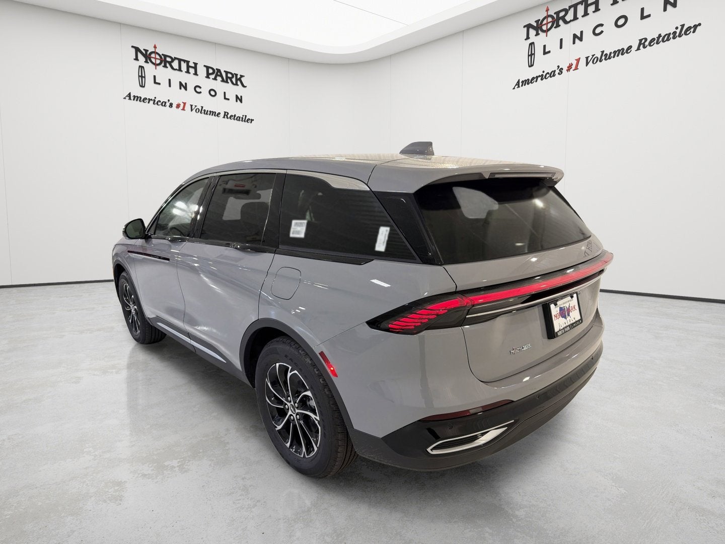 2026 Lincoln Nautilus Premiere Hybrid
