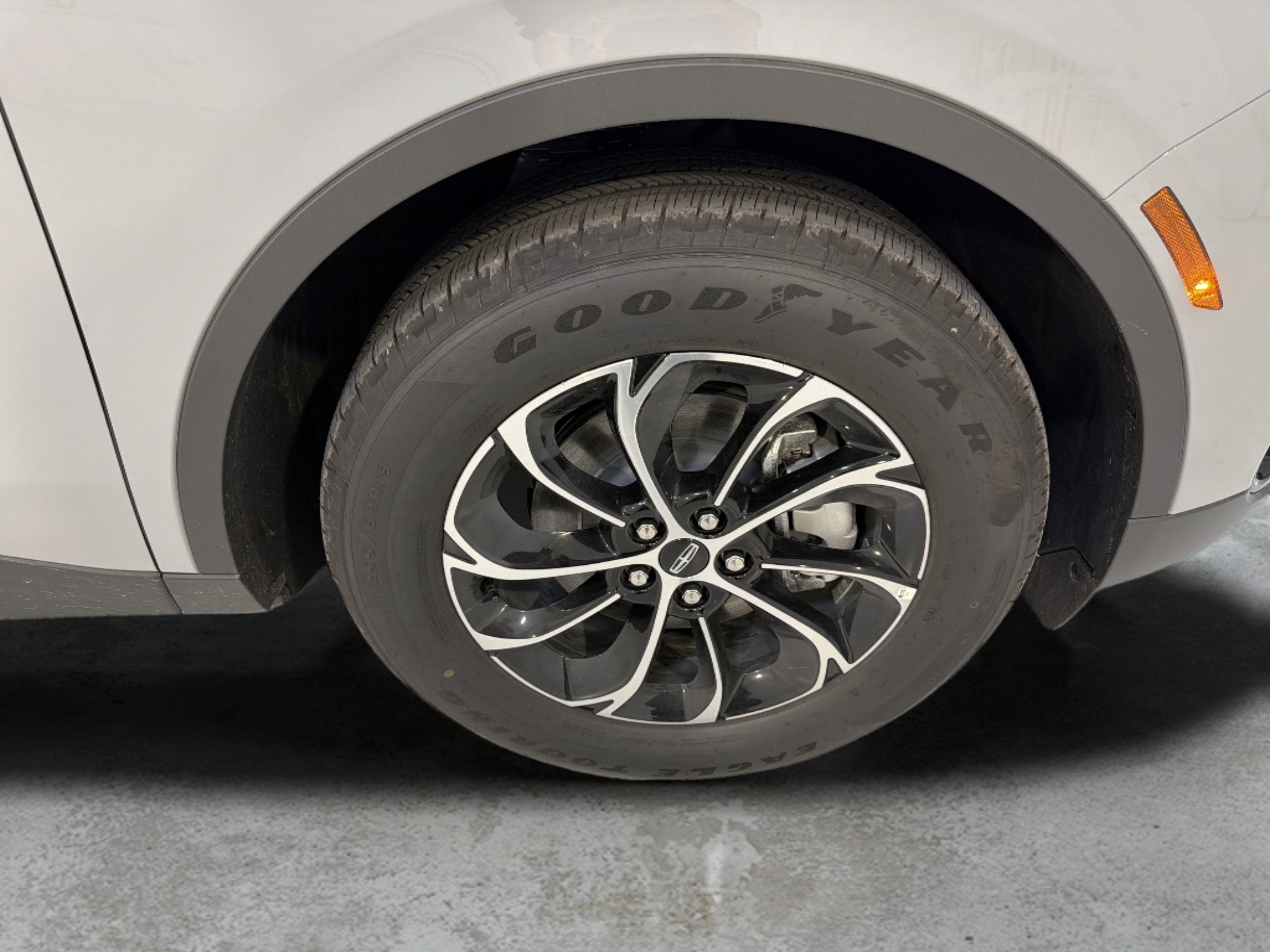 2026 Lincoln Nautilus Premiere Hybrid
