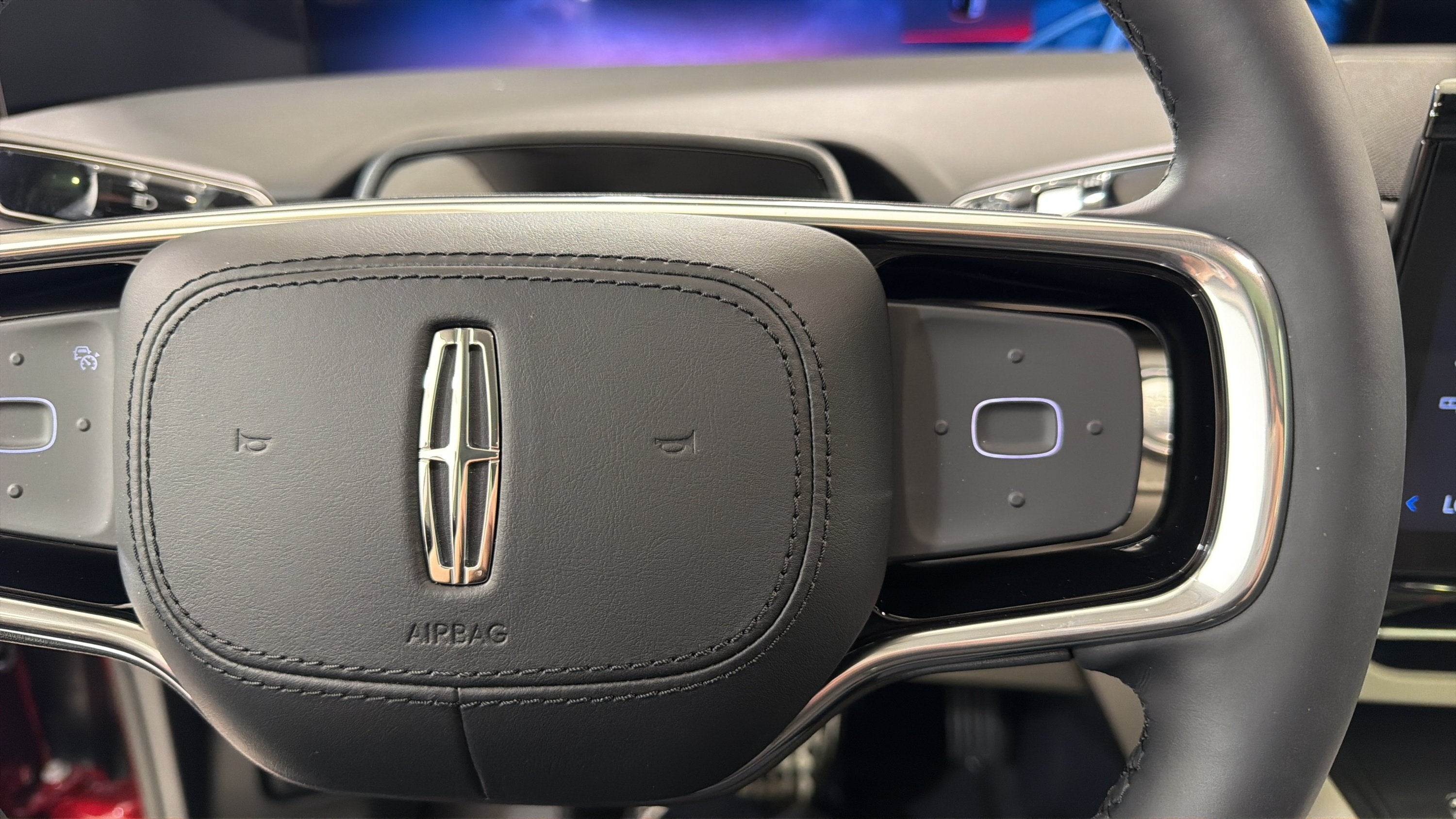 2026 Lincoln Nautilus Premiere Hybrid