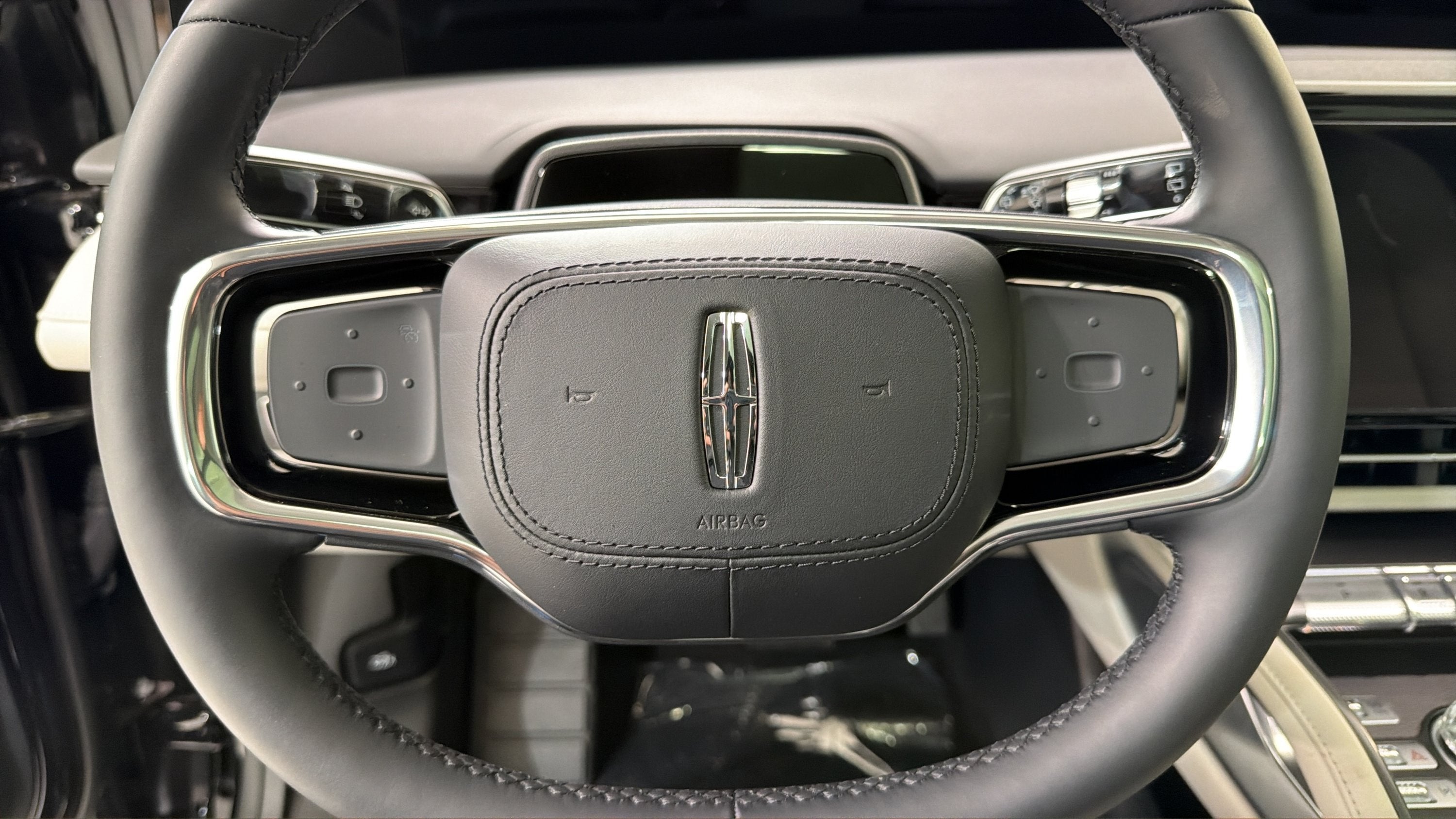 2026 Lincoln Nautilus Premiere Hybrid