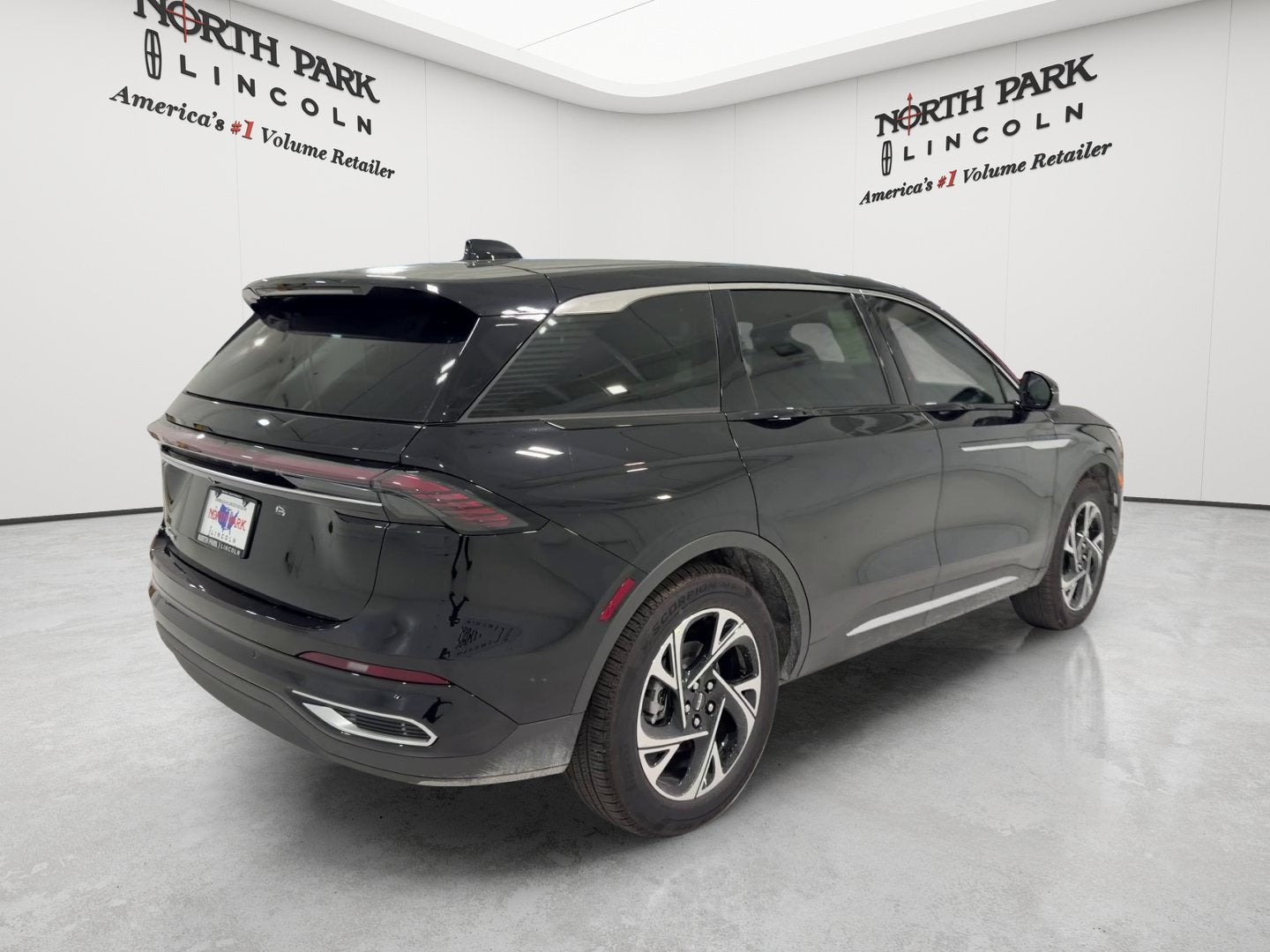 2026 Lincoln Nautilus Premiere Hybrid
