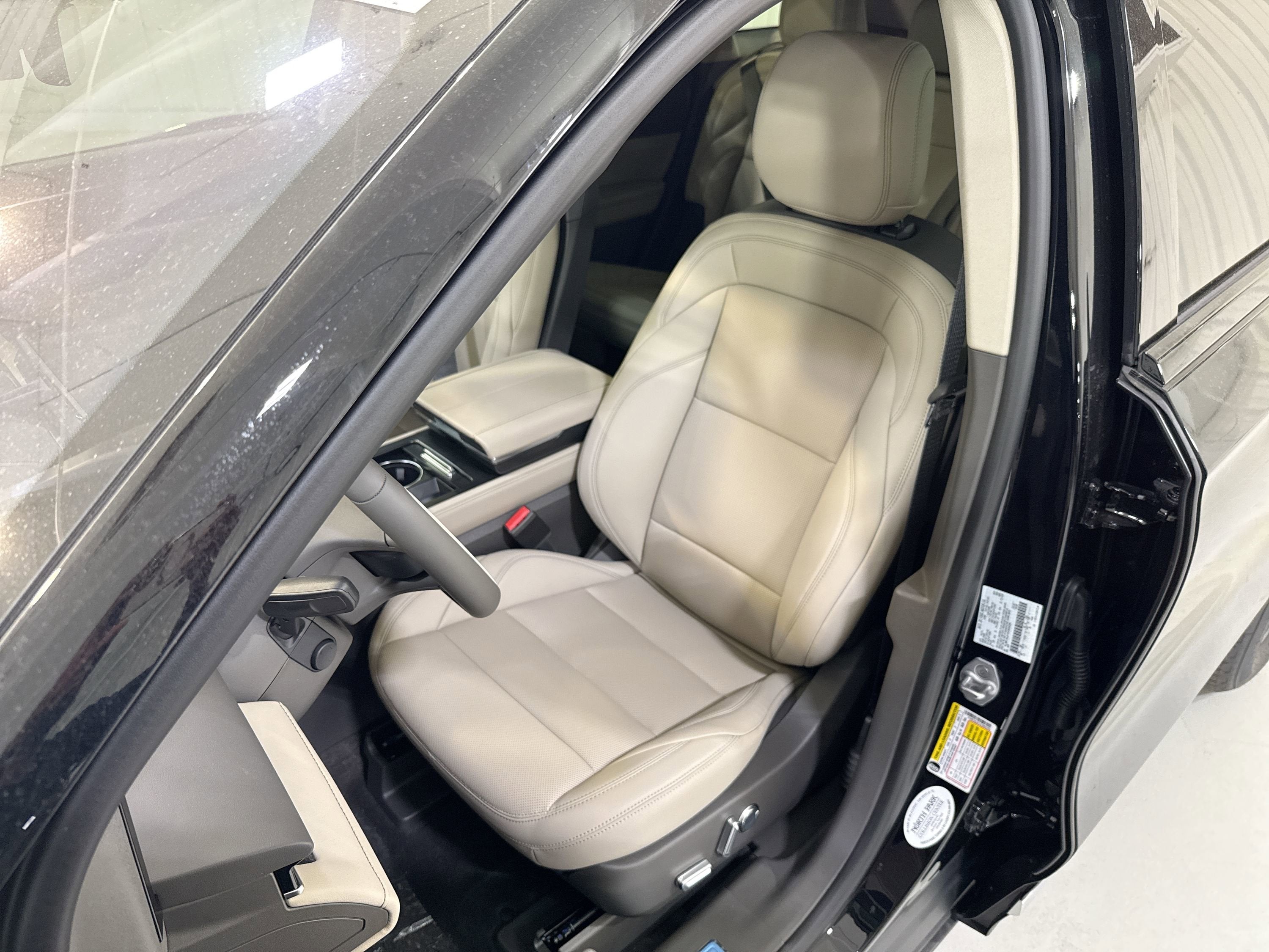 2026 Lincoln Nautilus Premiere Hybrid