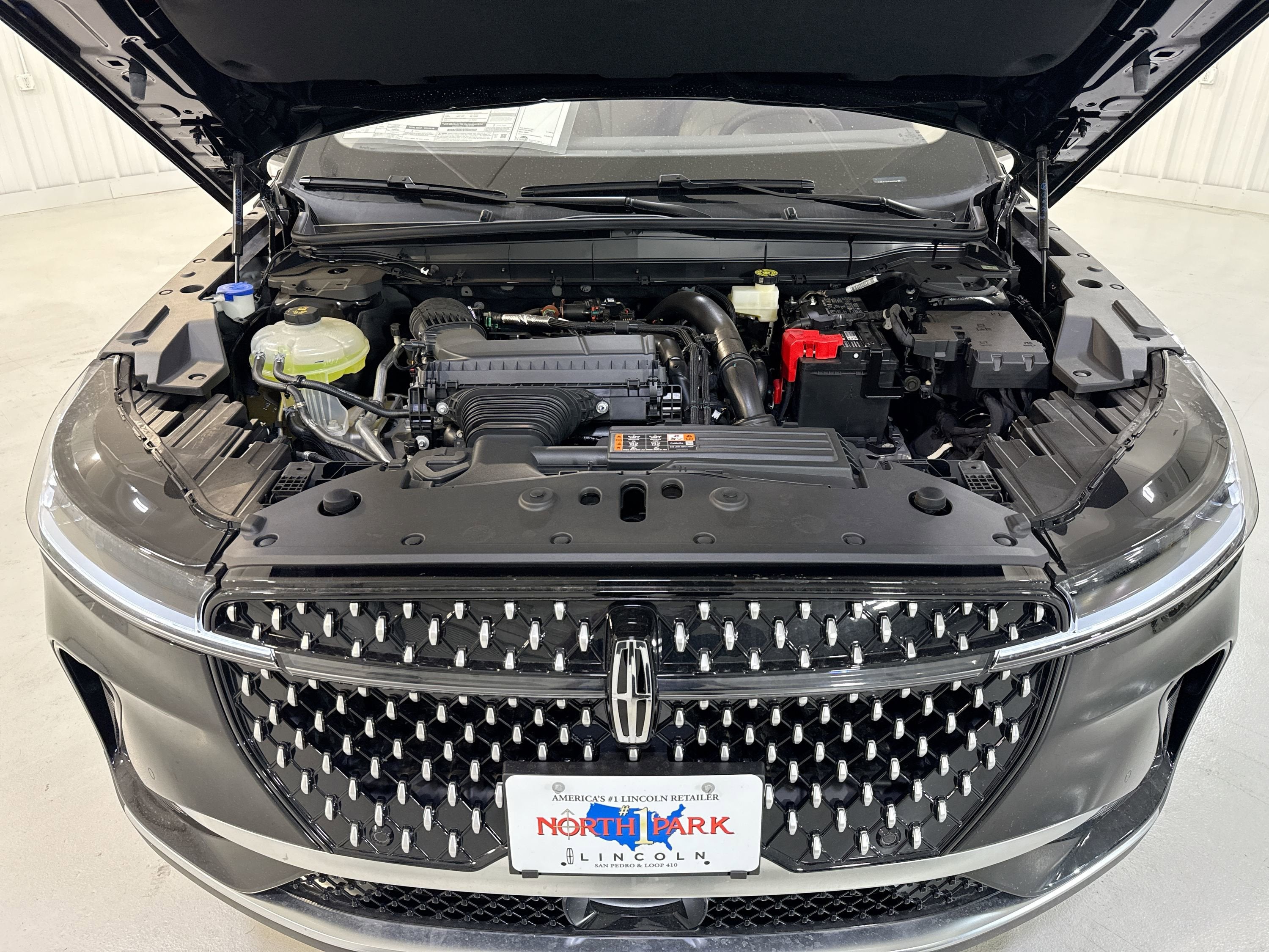 2026 Lincoln Nautilus Premiere Hybrid