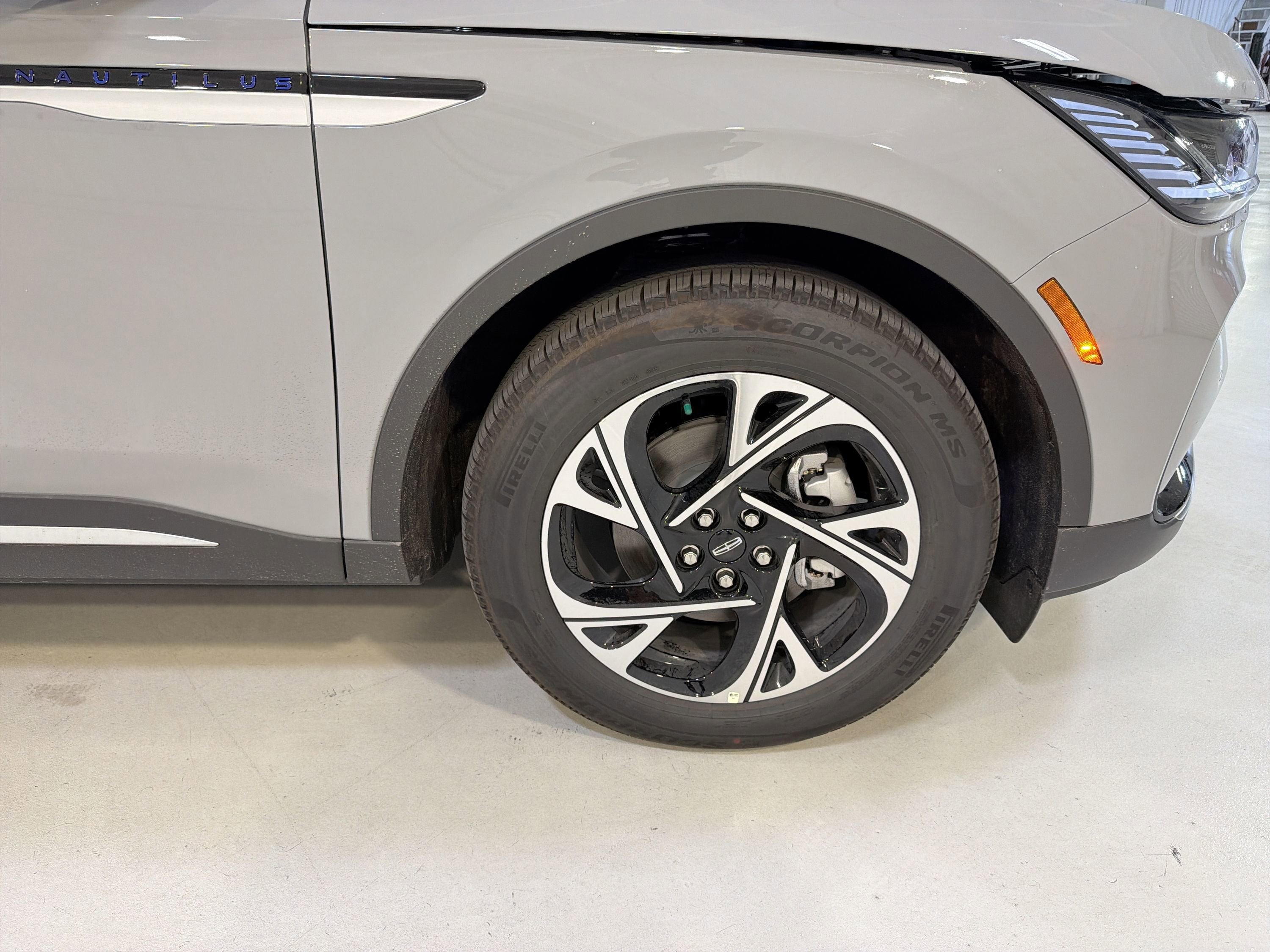 2026 Lincoln Nautilus Premiere Hybrid
