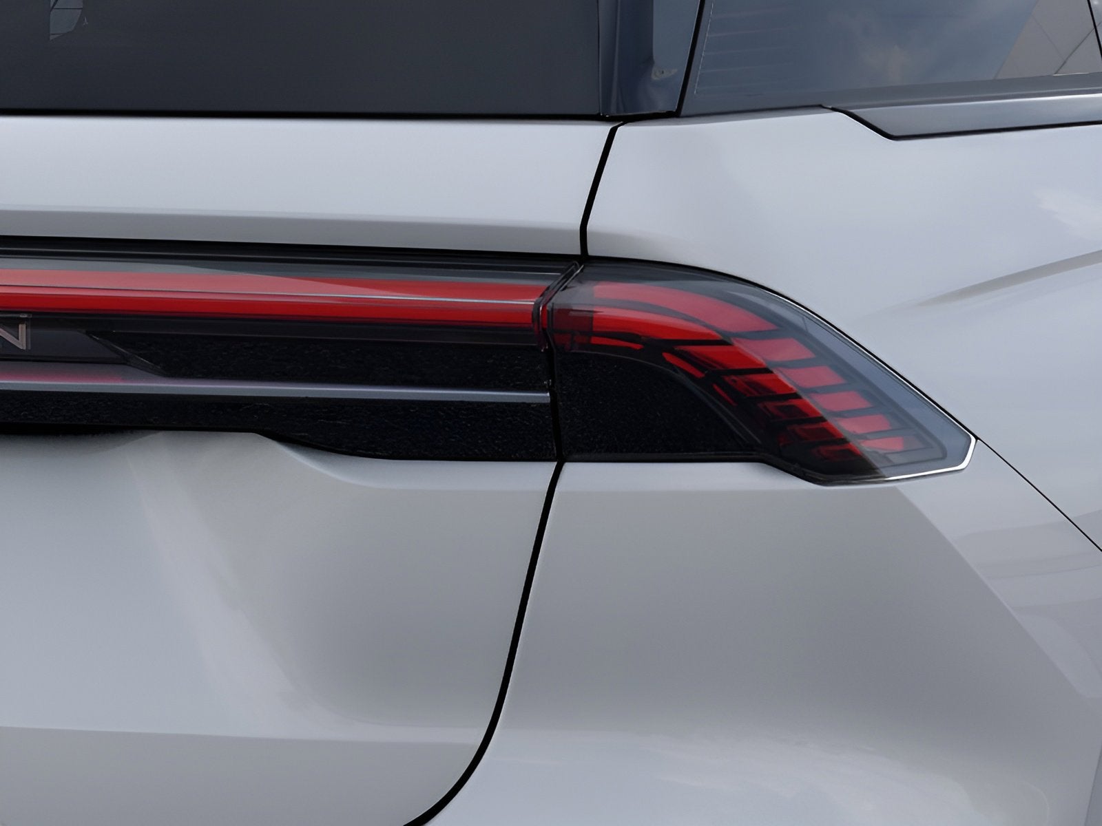 2026 Lincoln Nautilus Premiere Hybrid