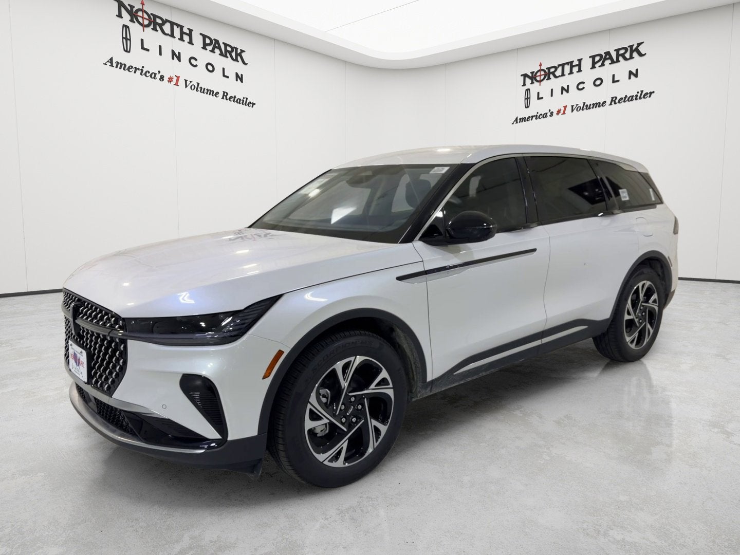 2026 Lincoln Nautilus Premiere Hybrid