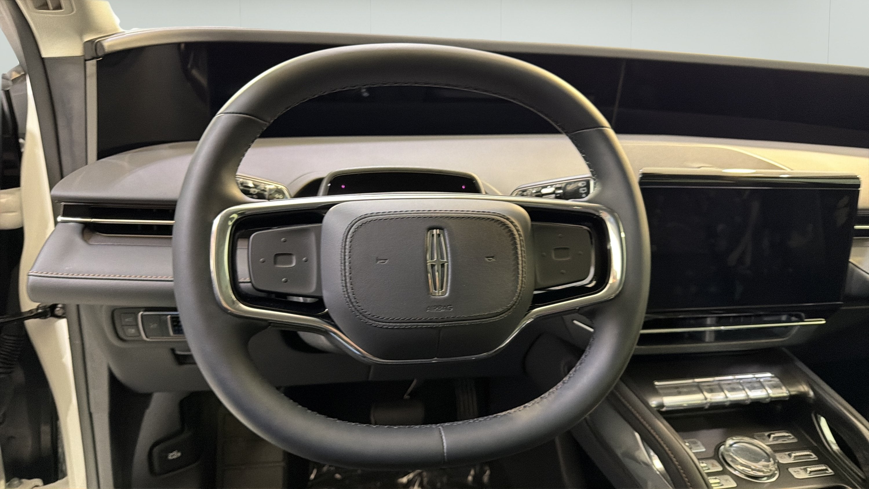 2026 Lincoln Nautilus Premiere Hybrid