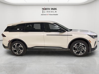 2026 Lincoln Nautilus Premiere Hybrid