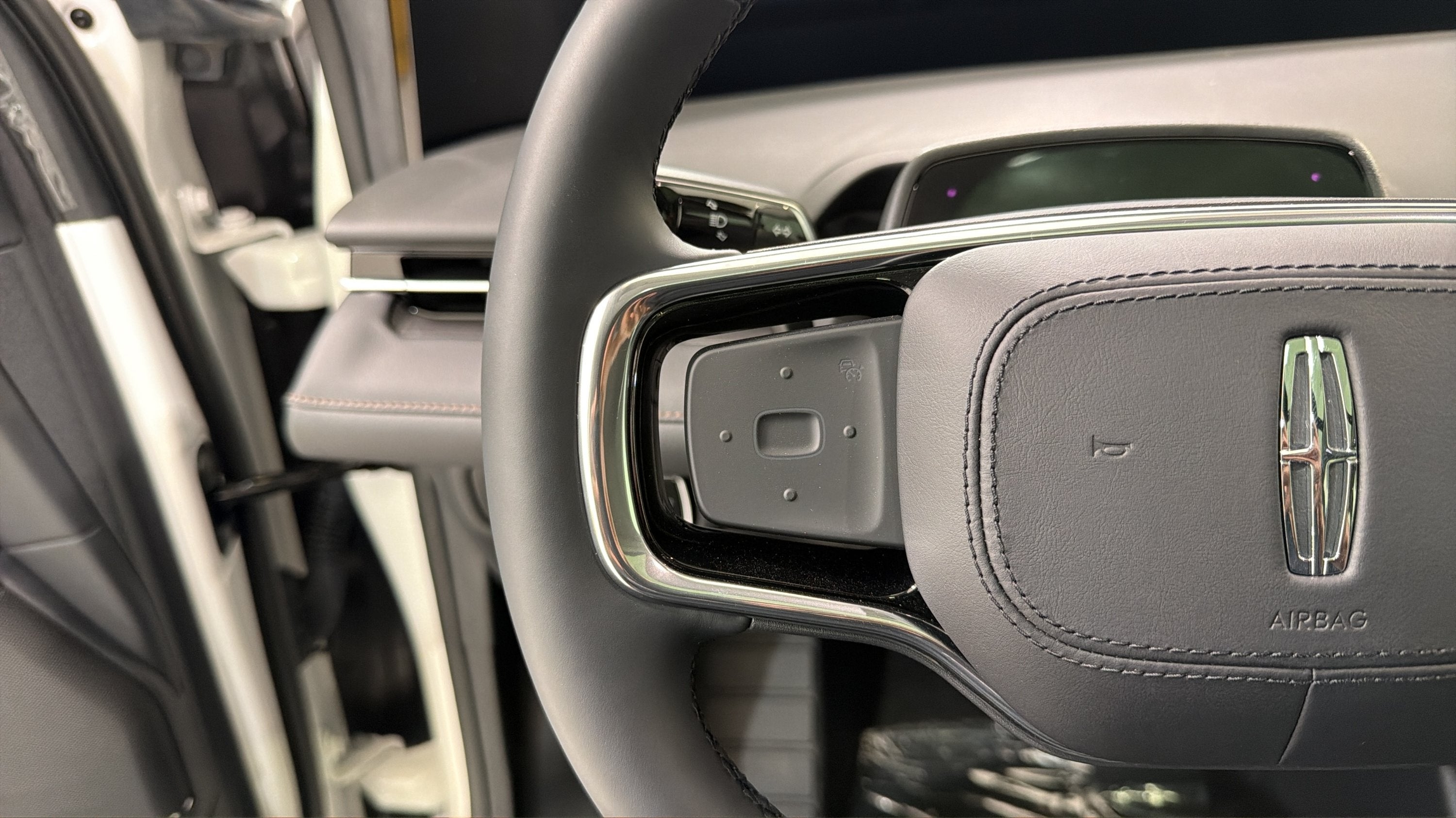2026 Lincoln Nautilus Premiere Hybrid