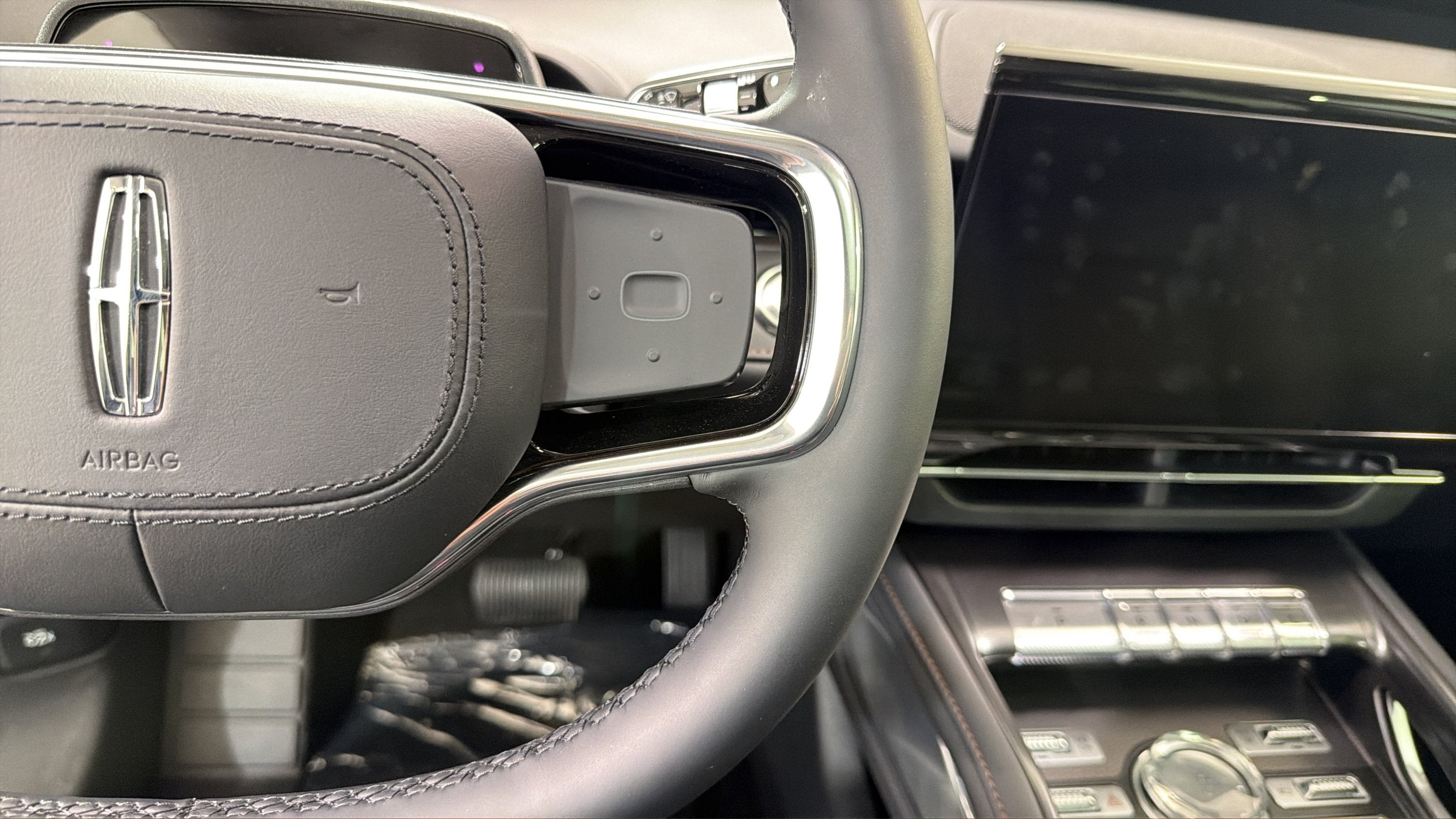 2026 Lincoln Nautilus Premiere Hybrid