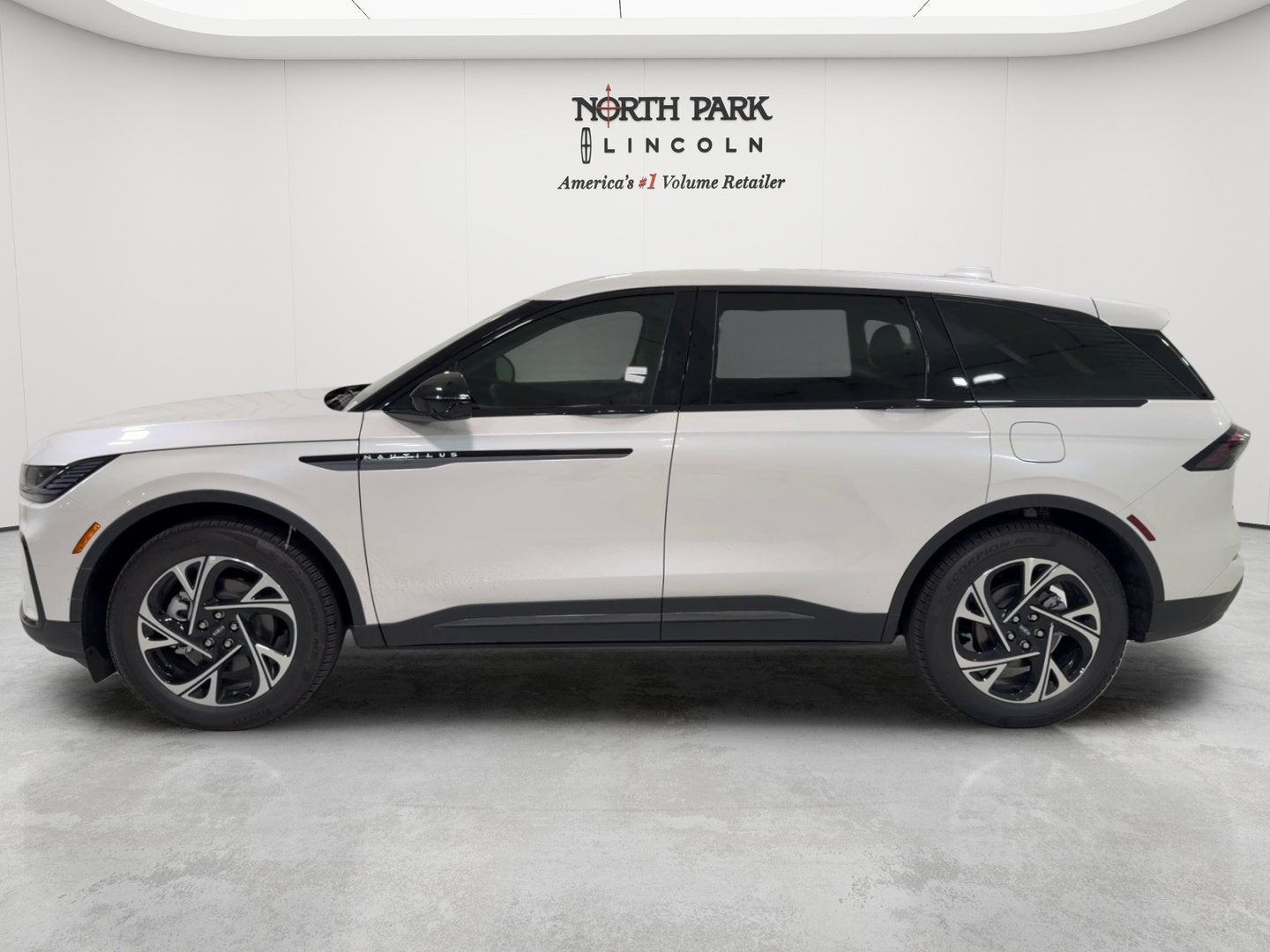 2026 Lincoln Nautilus Premiere Hybrid