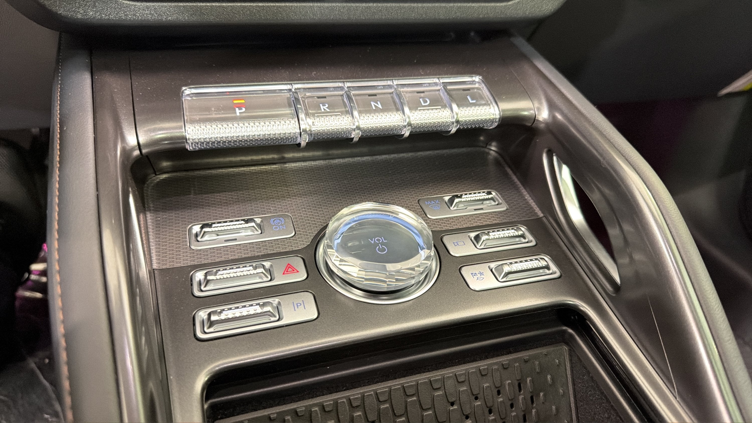 2026 Lincoln Nautilus Premiere Hybrid