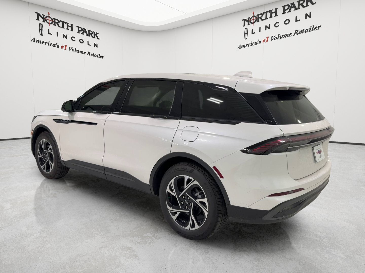 2026 Lincoln Nautilus Premiere Hybrid