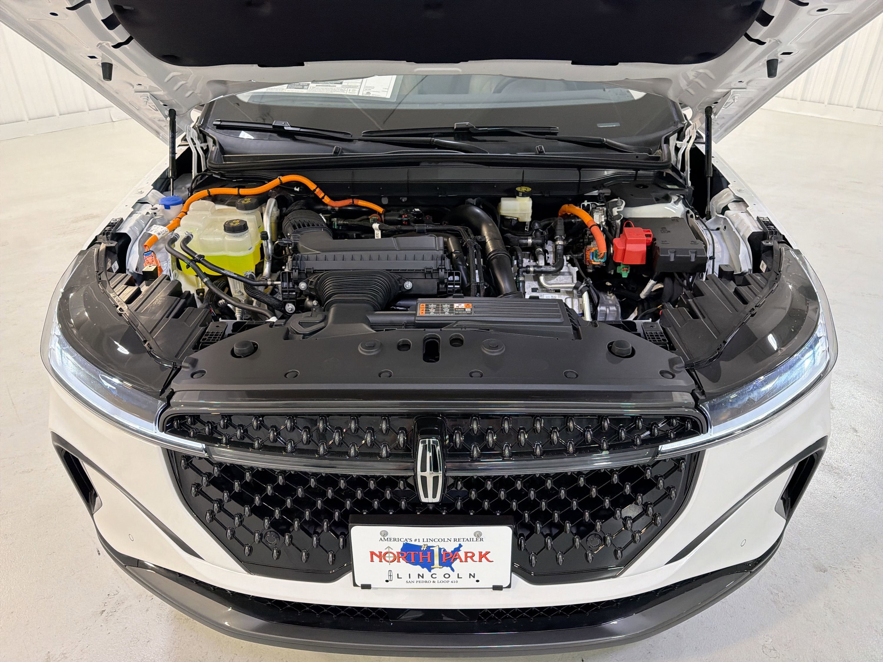 2026 Lincoln Nautilus Premiere Hybrid