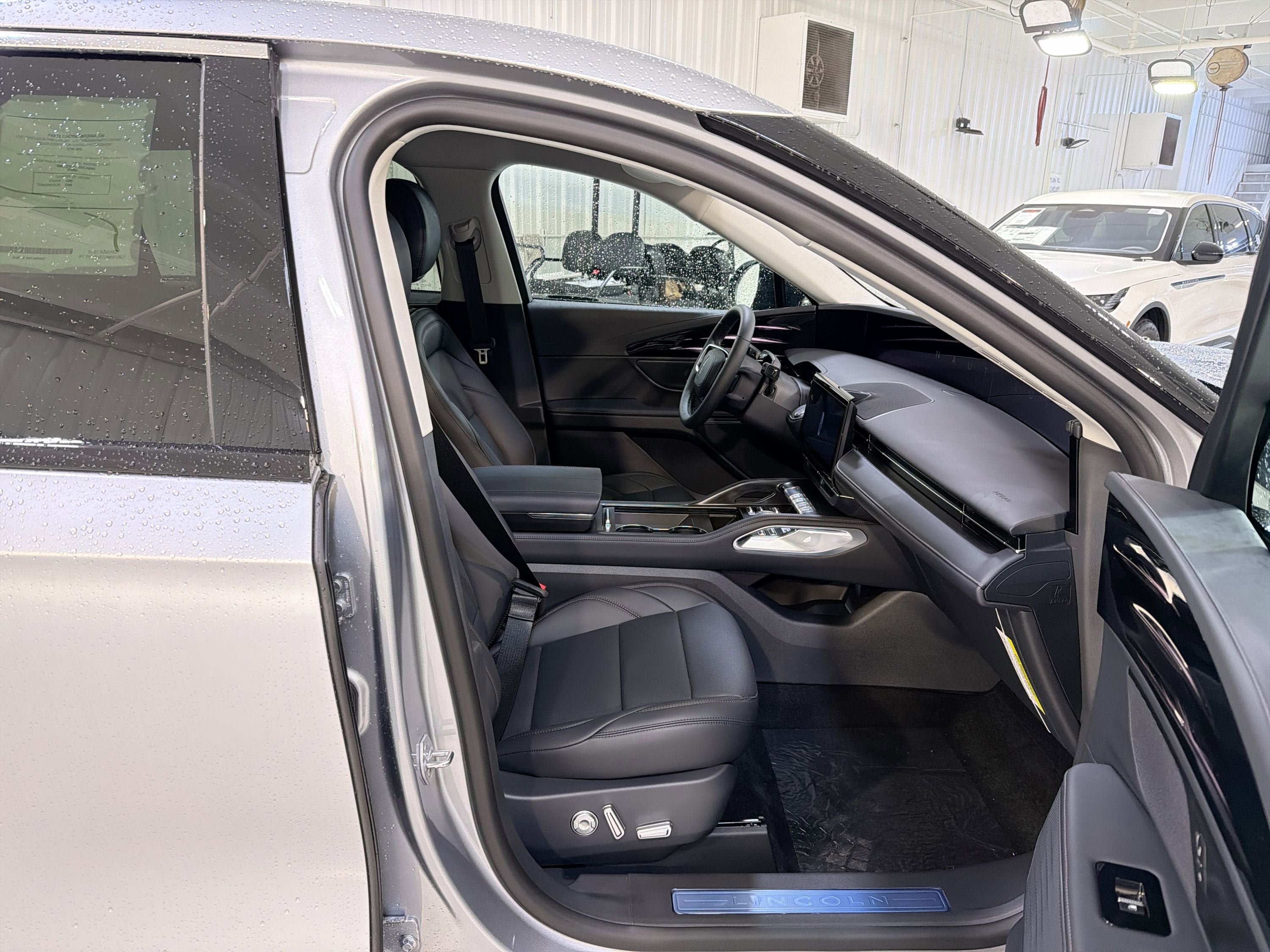 2026 Lincoln Nautilus Premiere Hybrid