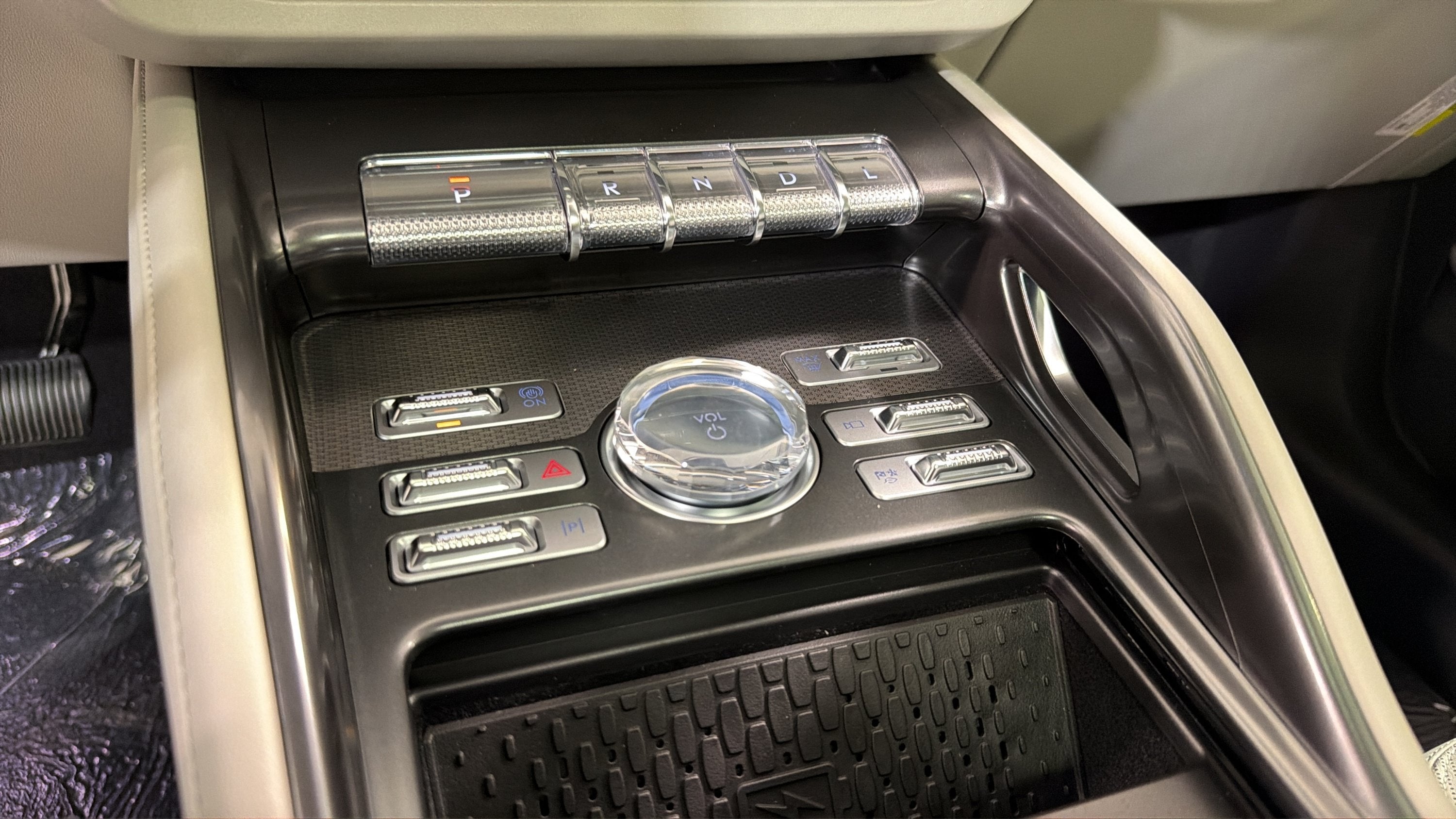 2026 Lincoln Nautilus Premiere Hybrid